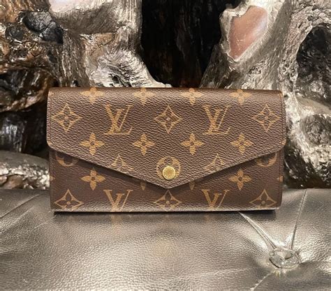 cheap louis vuitton sarah wallet monogram melbourne|Louis Vuitton empreinte wallet.